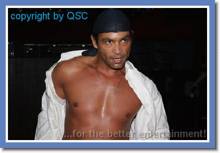 men stripper strip show_00000102.jpg